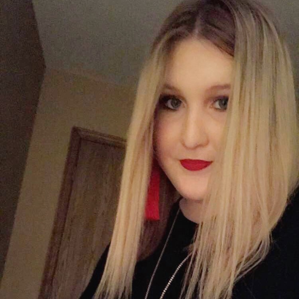 Meet your Posher, Gwen